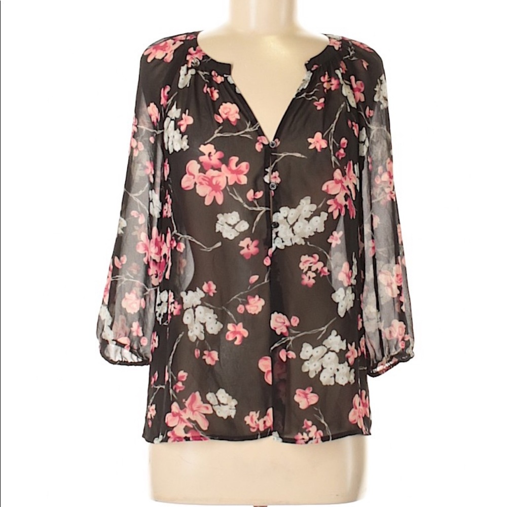 Apt. 9 3/4 Sleeve blouse